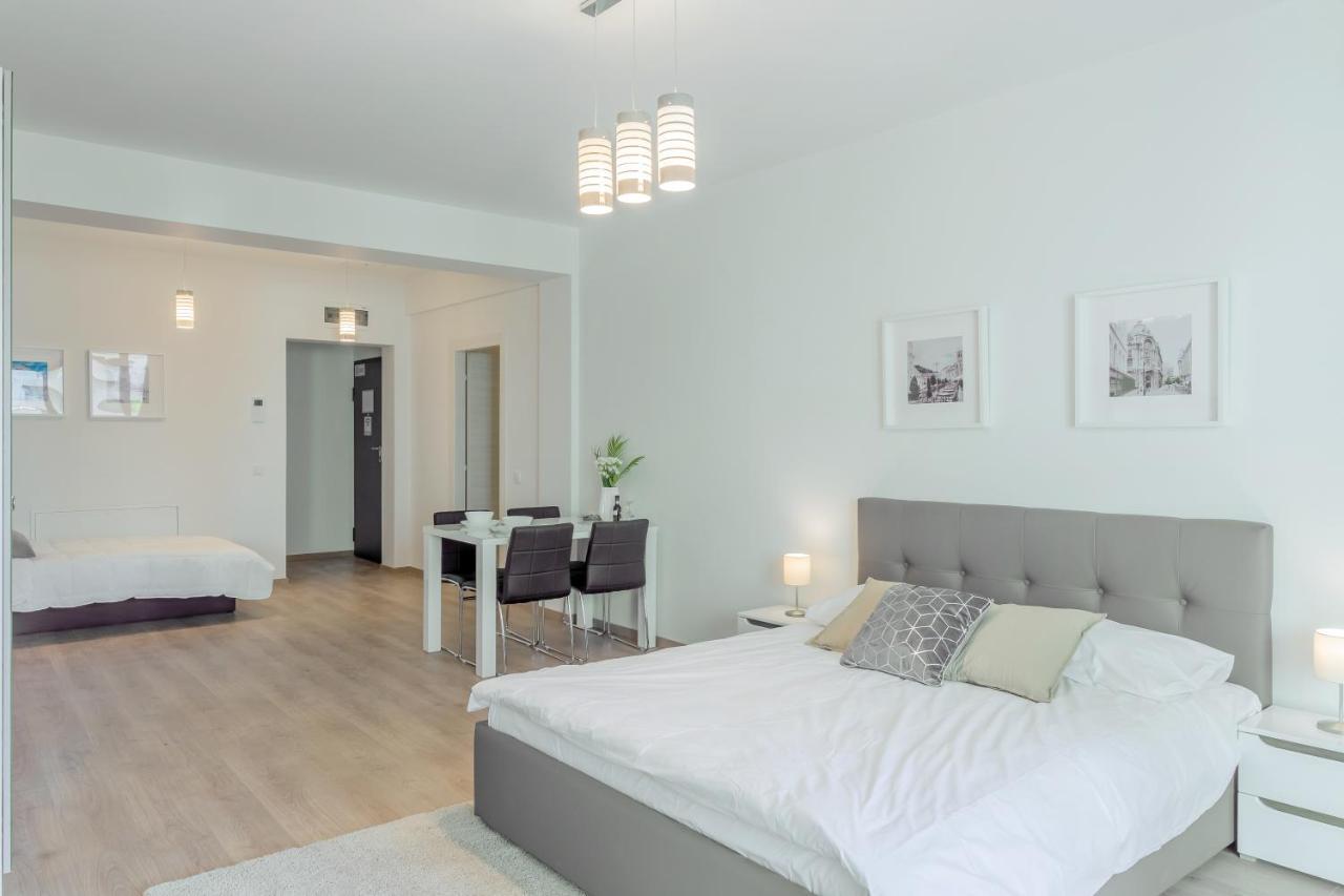 Atlas Unirii: Upscale Flats In The Heart Of Bucharest! Екстериор снимка