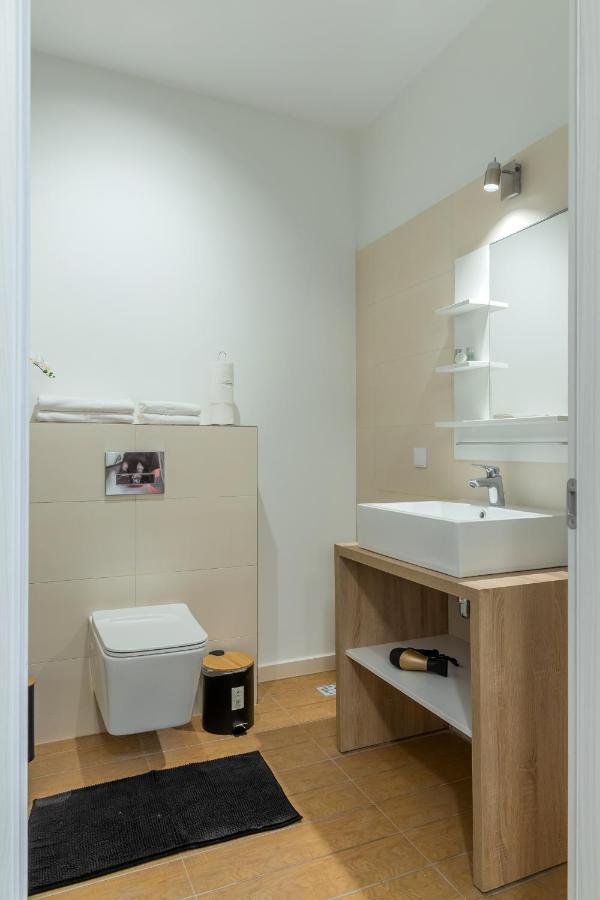 Atlas Unirii: Upscale Flats In The Heart Of Bucharest! Екстериор снимка
