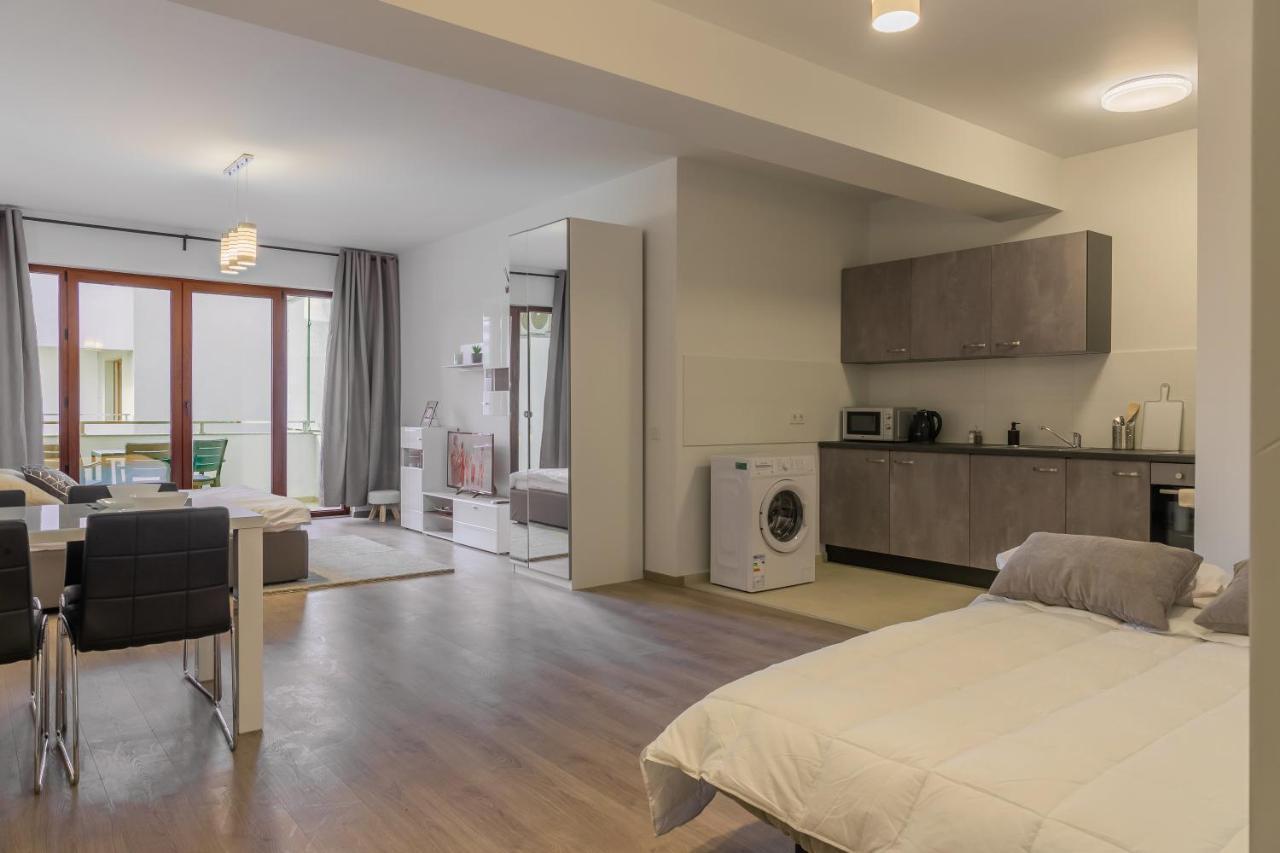 Atlas Unirii: Upscale Flats In The Heart Of Bucharest! Apartment Екстериор снимка