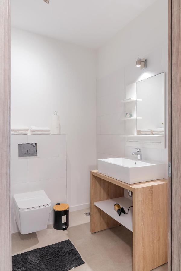 Atlas Unirii: Upscale Flats In The Heart Of Bucharest! Екстериор снимка