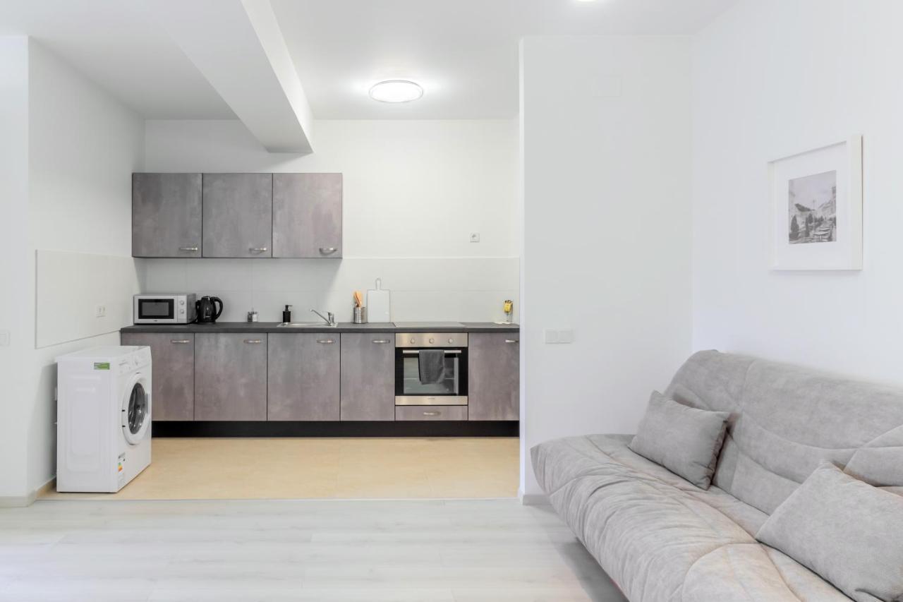 Atlas Unirii: Upscale Flats In The Heart Of Bucharest! Apartment Екстериор снимка