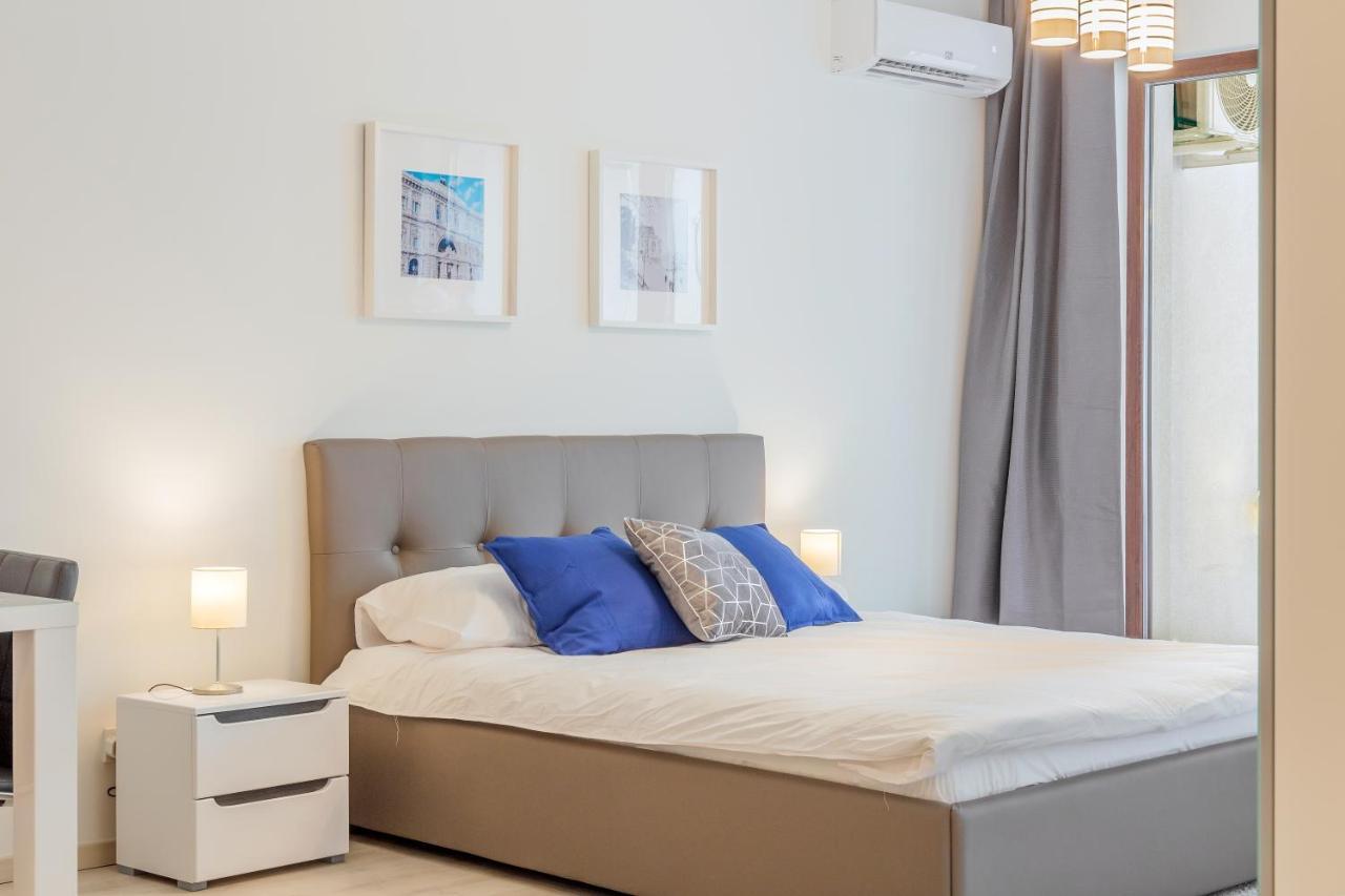 Atlas Unirii: Upscale Flats In The Heart Of Bucharest! Екстериор снимка