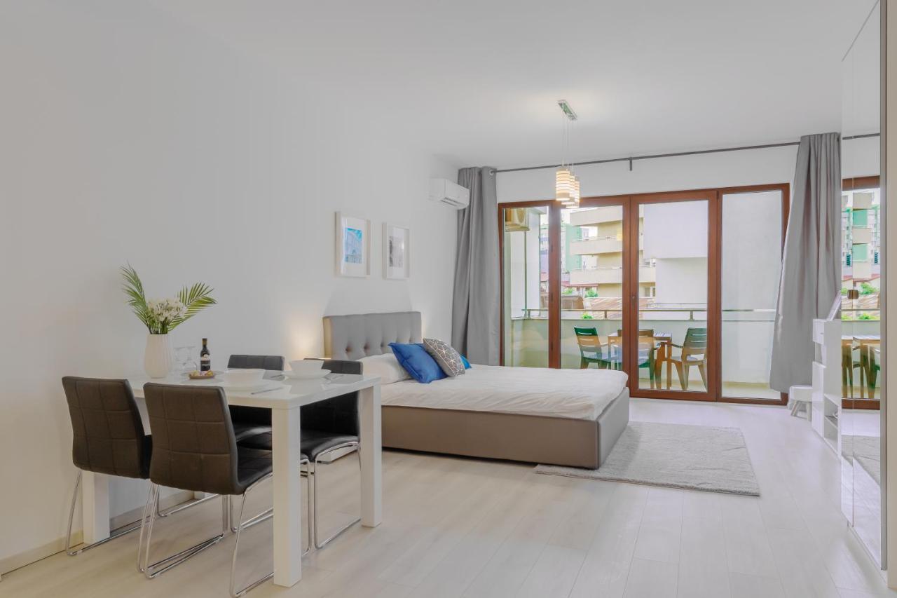 Atlas Unirii: Upscale Flats In The Heart Of Bucharest! Екстериор снимка
